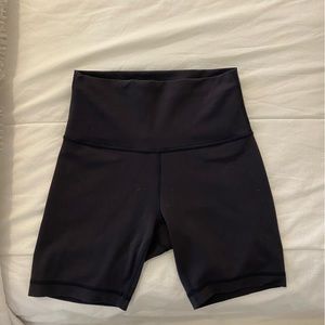 Lululemon Bike Shorts Sz 4